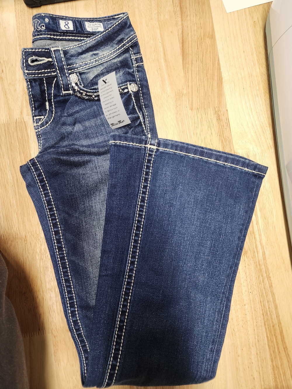 Girls NWT Miss Me Blue Bootcut Jeans with White Stitching Size 8